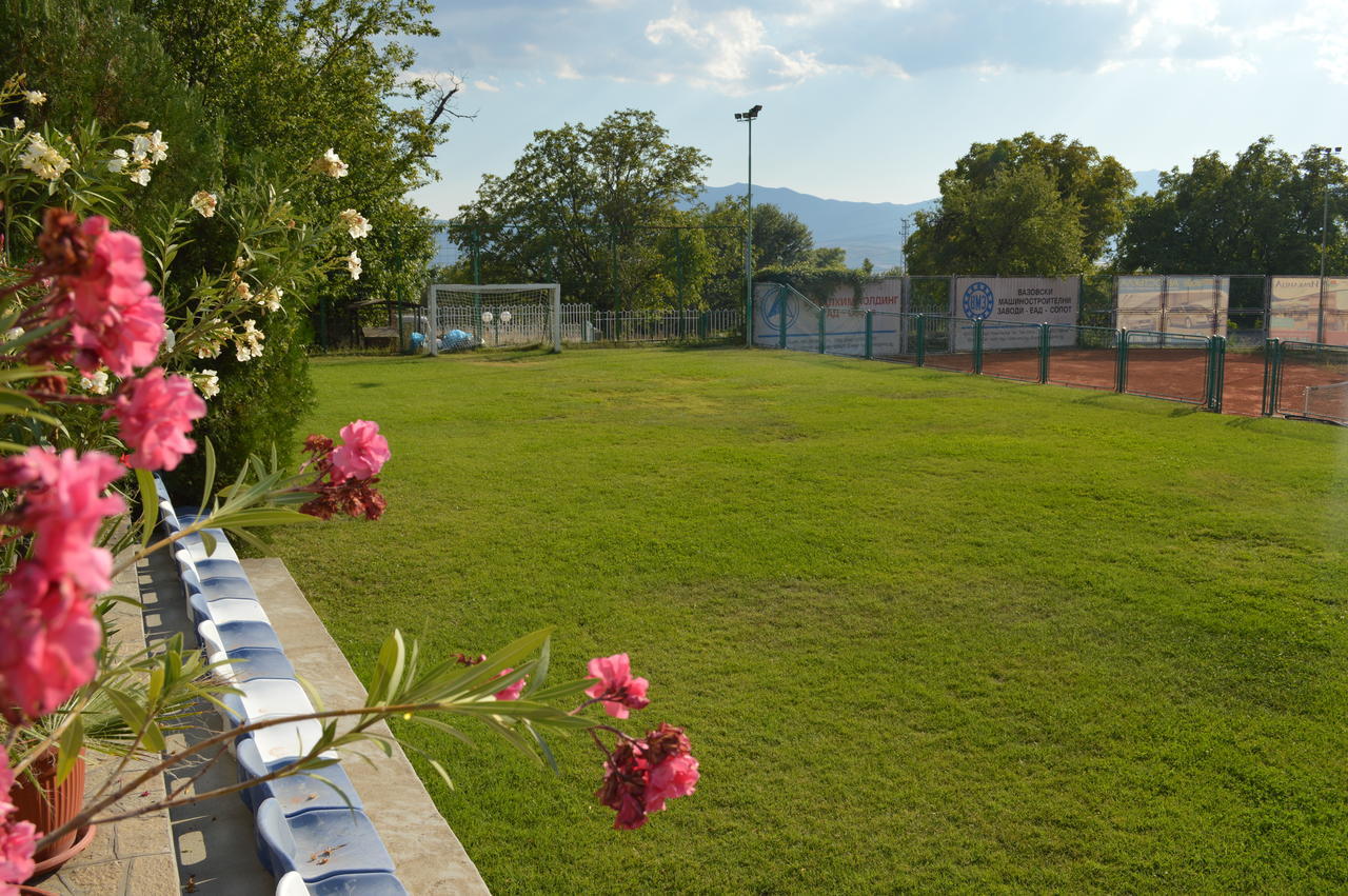Hotel Shterev Anevo Sopot Buitenkant foto